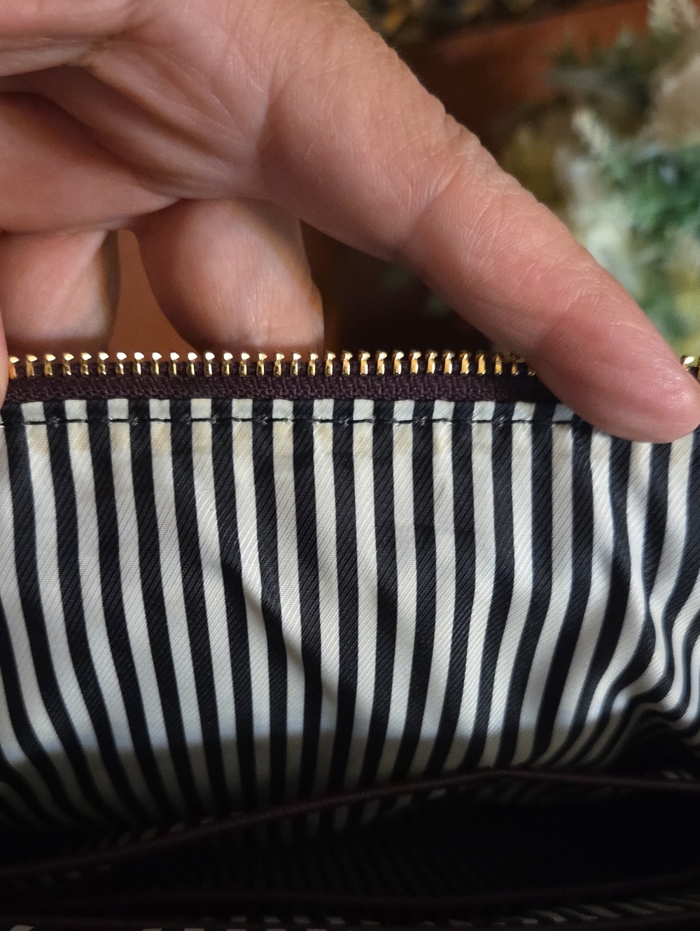 **SOLD**Kate Spade 13" Saffiano Laptop Bag - Picture 14 of 17